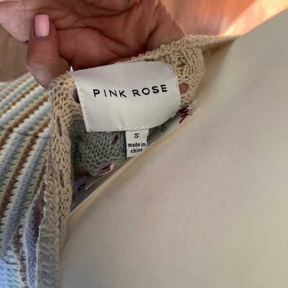 Pink Rose White and Blue Halter Bodycon Dress - Picture 2 of 3